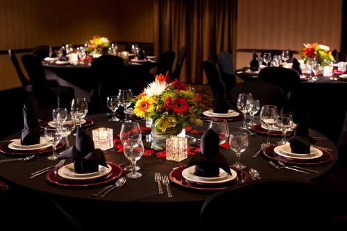 Embassy Suites Lubbock - image 7