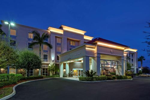 Exterior view, Hampton Inn & Suites Stuart-North in Stuart (FL)