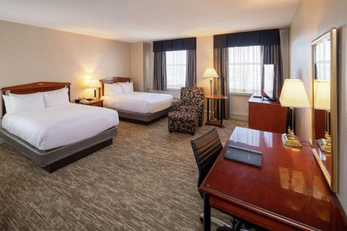 Hilton Cincinnati Netherland Plaza