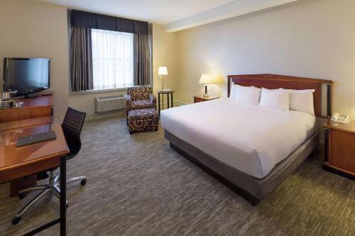 Hilton Cincinnati Netherland Plaza