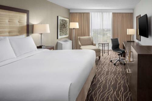 Hilton Kansas City Airport - image 6