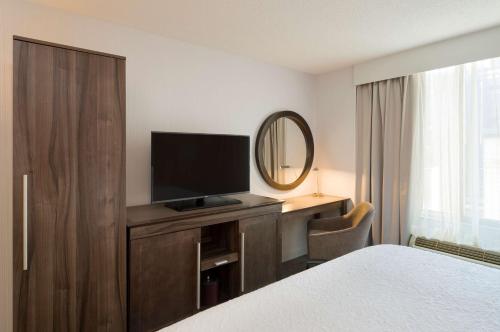 King Room image 2