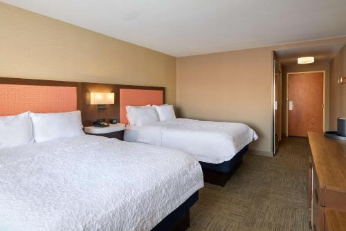 Hampton Inn & Suites Providence / Smithfield