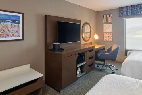 Hampton Inn & Suites Providence / Smithfield - image 7