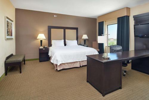 Hampton Inn & Suites Decatur Room Type - King Studio Suite - Non-Smoking