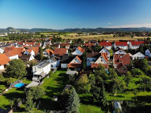 Sonnige 3 Zimmer Wohnung mit schönem Balkon im Grünen