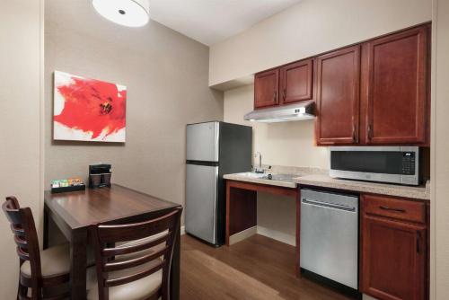 Homewood Suites By Hilton Rochester/Henrietta