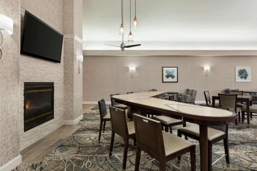 Homewood Suites by Hilton Sacramento/Roseville