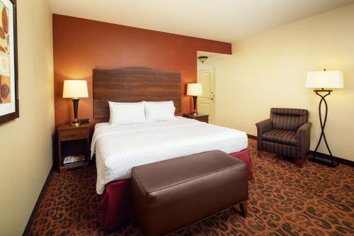 Hampton Inn By Hilton & Suites Scottsdale at Talking Stick