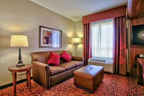 Hampton Inn By Hilton & Suites Scottsdale at Talking Stick