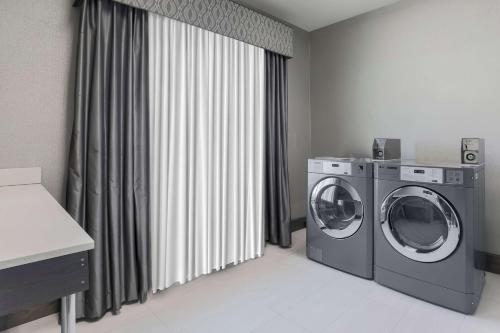 Hilton Garden Inn Ardmore - image 8