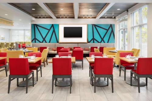 Hilton Garden Inn Key West / The Keys Collection - image 6