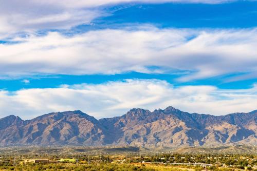 Hilton Tucson East