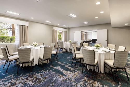 Hilton Tucson East - image 13