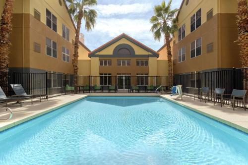 Homewood Suites by Hilton Phoenix-Chandler