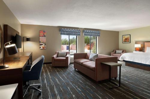 Hampton Inn Sedona - image 9