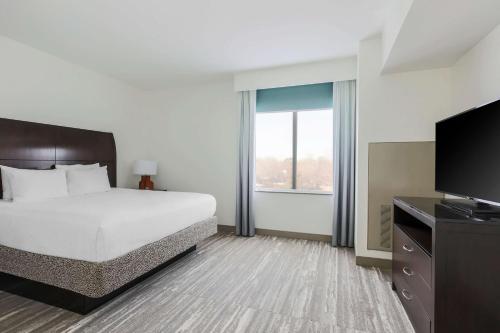 Hilton Garden Inn Norman - image 11