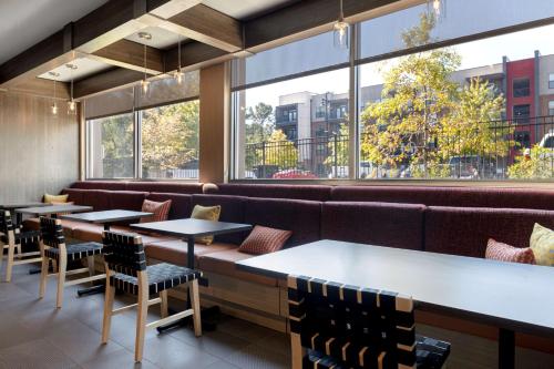 Lobby, Tru by Hilton Atlanta Galleria Ballpark in Heritage