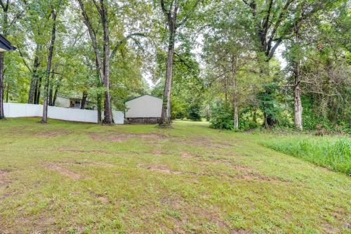 Modern Kentucky Lake Home Pool and Boat Ramp Access