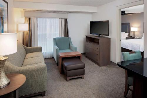 Homewood Suites by Hilton - Boston/Billerica-Bedford - image 10