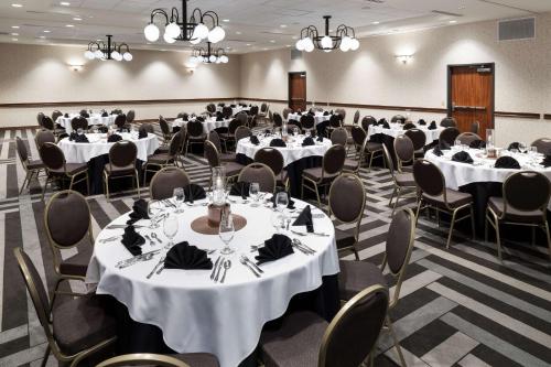Embassy Suites Anchorage - main image