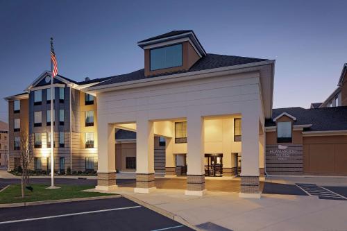 Homewood Suites By Hilton Ronkonkoma