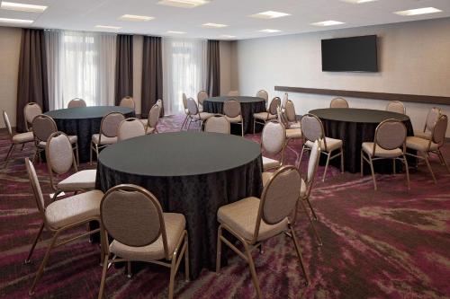Homewood Suites By Hilton Ronkonkoma - image 11