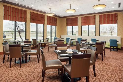 Hilton Garden Inn St. Louis Shiloh/O'Fallon IL - image 12