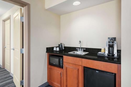 Hilton Garden Inn St. Louis Shiloh/O'Fallon IL - image 11