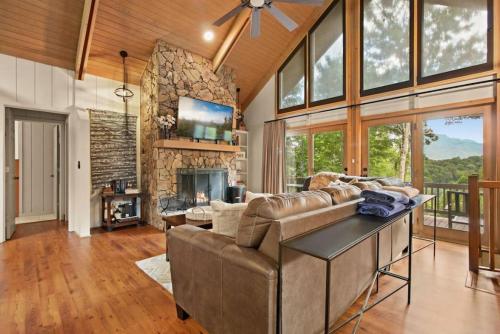 Lux Chalet with Amazing Views of Grandfather Mtn!, Seven Devils (fotografie 2)