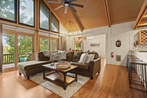 Lux Chalet with Amazing Views of Grandfather Mtn!, Seven Devils (fotografie 5)