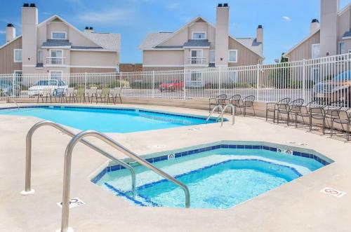 Hawthorn Extended Stay by Wyndham Green Bay in Green Bay, USA