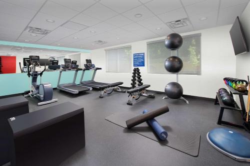 Tru By Hilton Tallahassee Central - image 10