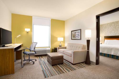 Home2 Suites By Hilton Birmingham Downtown - image 12