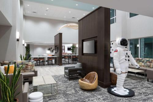 Hampton Inn & Suites Cape Canaveral Cruise Port, Fl, Cape Canaveral