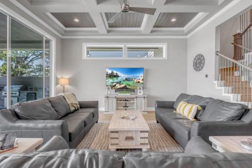 Rolling Waves Haven Concierge Services Available in Kingsland, USA