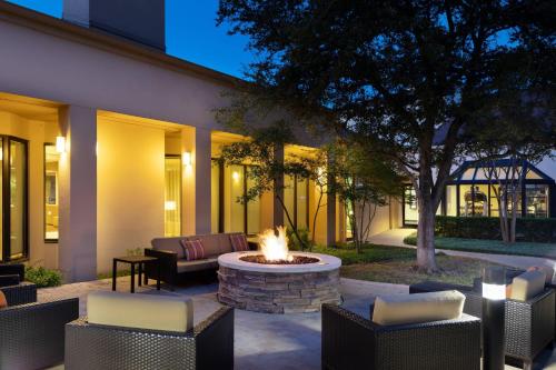 Courtyard by Marriott Dallas-Fort Worth/Bedford