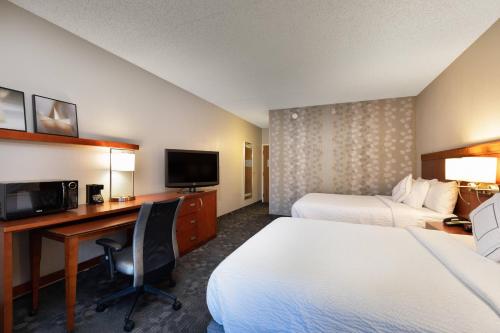 Courtyard by Marriott Dallas-Fort Worth/Bedford