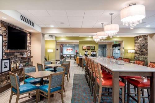 Hampton Inn Baltimore Bayview Campus