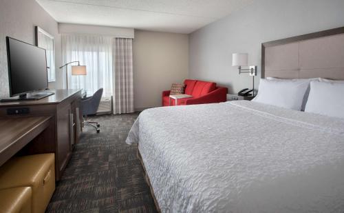 Hampton Inn By Hilton Boston-Logan Airport