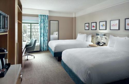 2 double beds