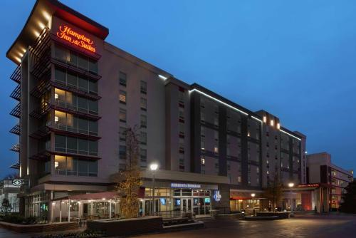 Hampton Inn & Suites Atlanta Buckhead Place