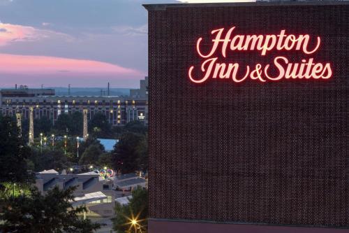 Hampton Inn By Hilton And Suites Atlanta-Downtown