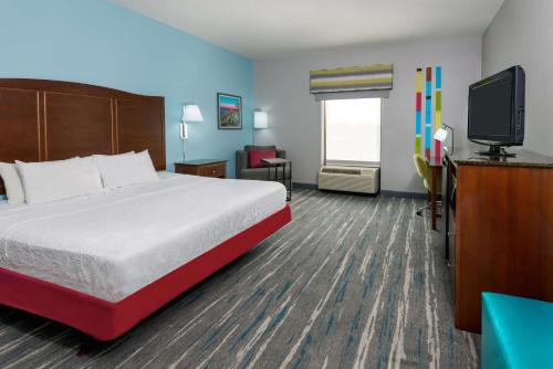 Hampton Inn & Suites Winston-Salem/University Area