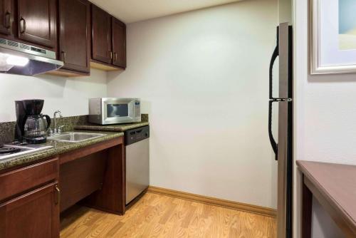 Homewood Suites by Hilton Tampa Airport-Westshore