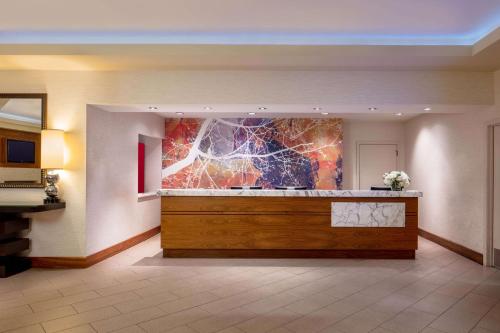 DoubleTree Suites By Hilton Minneapolis