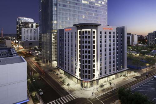 Hampton Inn By Hilton & Suites Phoenix Downtown