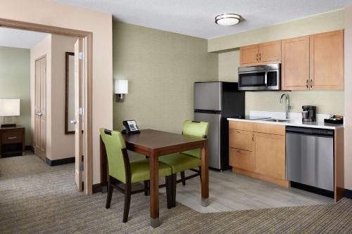 Homewood Suites by Hilton Baltimore-Washington Intl Apt