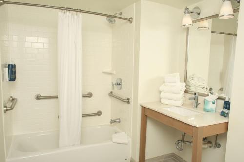 Four Points by Sheraton Midland - image 14