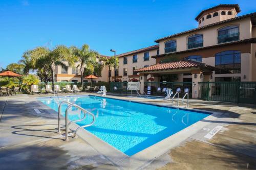 Hampton Inn & Suites Camarillo